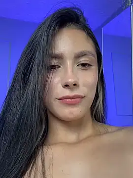 Lauraxx69 online show from 03.17.25