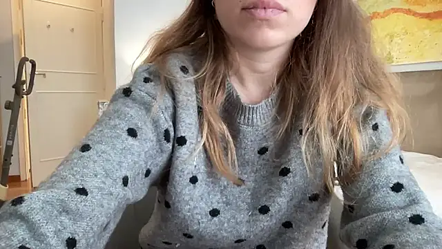 Mollyy998 online show from 10.29.25