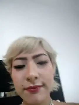 Snapshot of xGenesis_Miller_ chatting on 10.31.25 xGenesis Miller  online show from 10.31.25