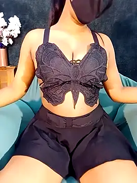 Snapshot of Madu_19 chatting on 02.06.25 Madu 19 online show from 02.06.25