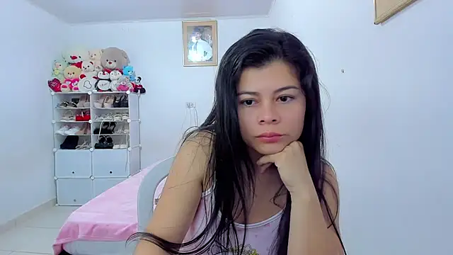 sweetnia online show from 11.28.25