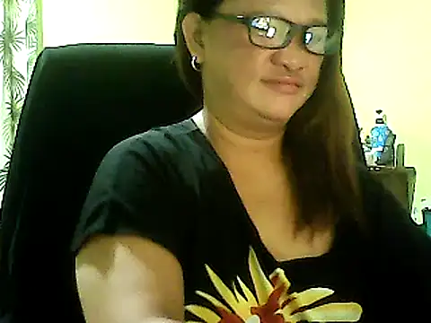 hott scarlett online show from 03.21.25