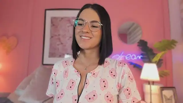 SoySaraa online show from 02.06.25