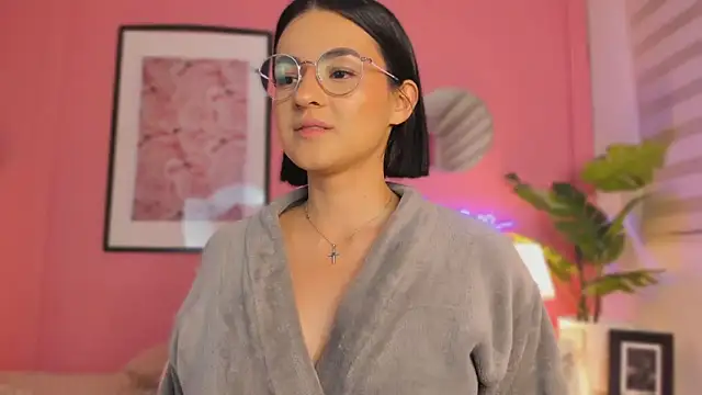 SoySaraa online show from 03.15.25