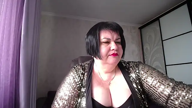 JuicyLady Di online show from 09.19.25