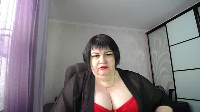 JuicyLady Di online show from 05.10.26