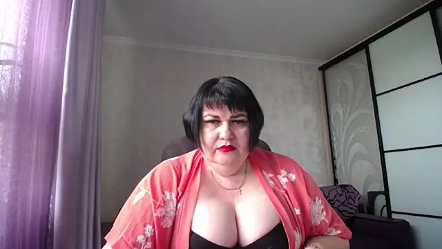 JuicyLady Di online show from 05.26.26