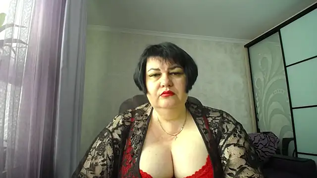 JuicyLady Di online show from 05.31.26