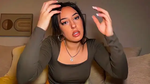 SissiVienna online show from 04.12.26