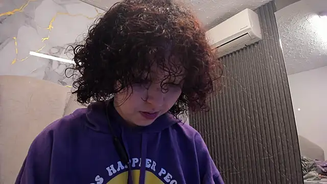 Katemoss70 online show from 03.14.25