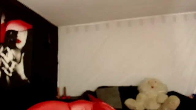 Snapshot of agatha_prime chatting on 10.26.25 agatha prime online show from 10.26.25