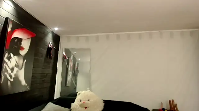 Snapshot of agatha_prime chatting on 11.29.25 agatha prime online show from 11.29.25