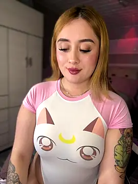 Sam Thompsoon  online show from 10.15.25