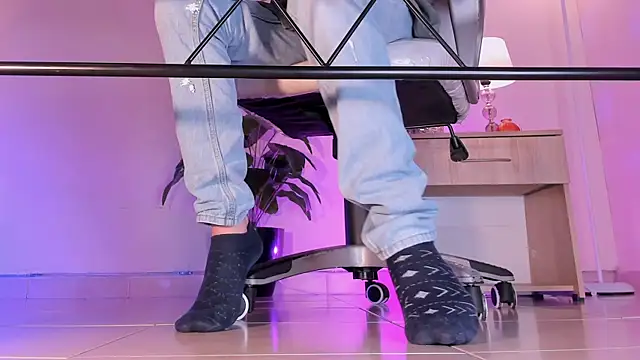 ArchieCollins online show from 10.31.25