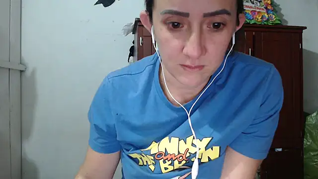 Snapshot of DeepAnal07 chatting on 10.24.25 DeepAnal07 online show from 10.24.25