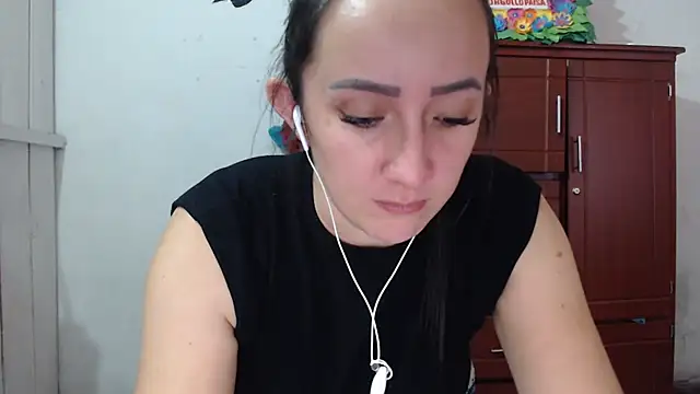 Snapshot of DeepAnal07 chatting on 11.12.25 DeepAnal07 online show from 11.12.25