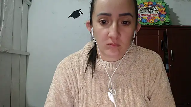 Snapshot of DeepAnal07 chatting on 11.18.25 DeepAnal07 online show from 11.18.25