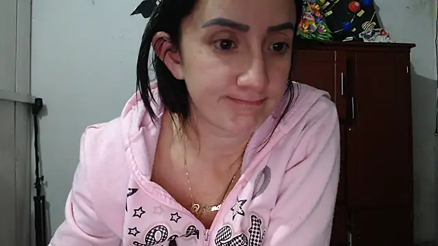 Snapshot of DeepAnal07 chatting on 12.16.25 DeepAnal07 online show from 12.16.25