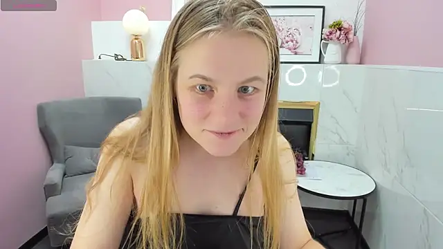 Snapshot of JadeSoft chatting on 12.22.24 JadeSoft online show from 12.22.24