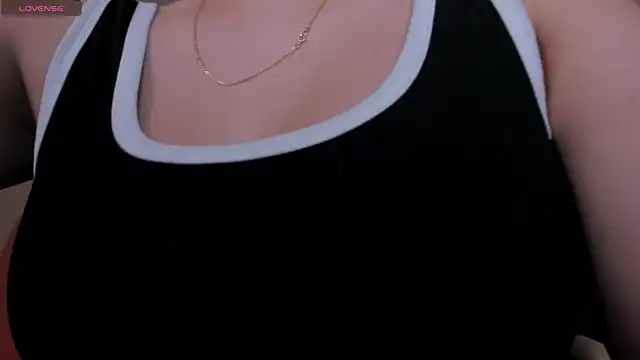 MartinnaBonnet online show from 03.17.25