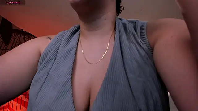 MartinnaBonnet online show from 03.18.25