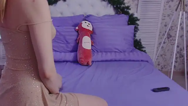 Wendy-Darling online show from 12.28.24