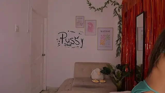 hornyprincess   online show from 10.30.25