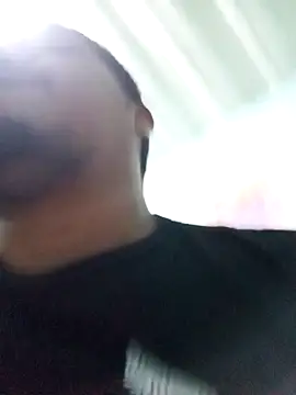 Snapshot of Vulckano43 chatting on 01.18.25 Vulckano43 online show from 01.18.25