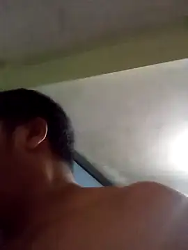 Snapshot of Vulckano43 chatting on 01.22.25 Vulckano43 online show from 01.22.25