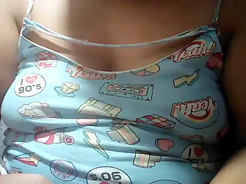 Snapshot of Sexyhorney4u chatting on 05.27.26 Sexyhorney4u online show from 05.27.26