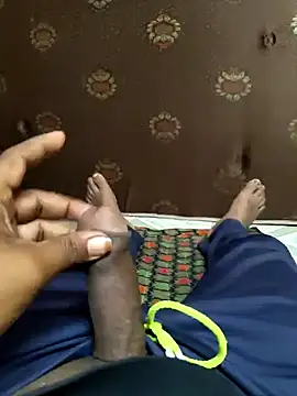 Snapshot of Gopal1243 chatting on 12.13.24 Gopal1243 online show from 12.13.24