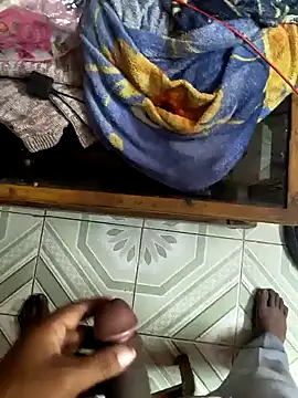 Snapshot of Gopal1243 chatting on 12.14.24 Gopal1243 online show from 12.14.24