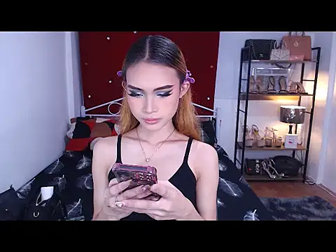 MeatyhorsecockMistress online show from 01.06.26