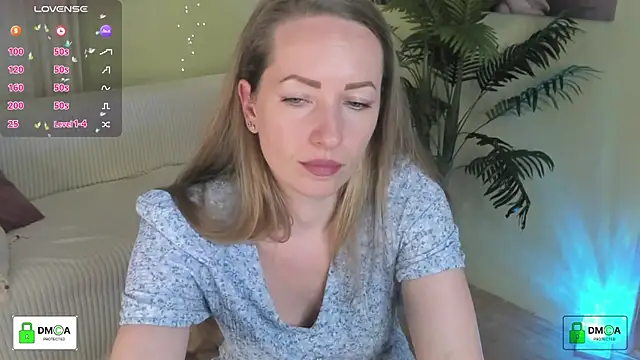 Queenymel online show from 04.02.26