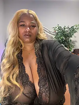 BigFineSelena online show from 01.06.25