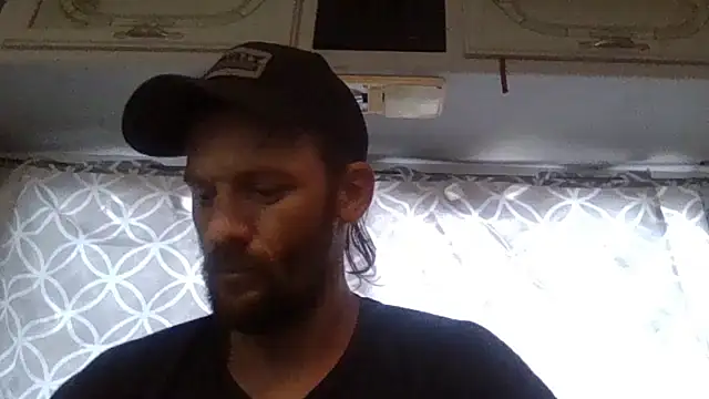 Snapshot of goodick4u28 chatting on 11.10.25 goodick4u28 online show from 11.10.25