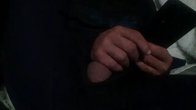 Snapshot of goodick4u28 chatting on 11.11.25 goodick4u28 online show from 11.11.25