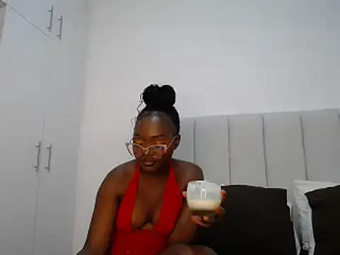 Snapshot of Pretty_Liya08 chatting on 03.10.25 Pretty Liya08 online show from 03.10.25