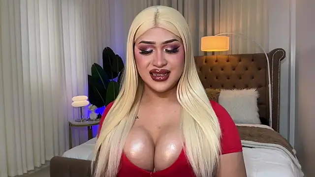 Your Majesty Tyra online show from 03.23.25