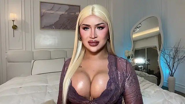 Your Majesty Tyra online show from 06.29.26