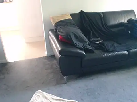 Snapshot of shhhoot73 chatting on 12.25.24 shhhoot73 online show from 12.25.24