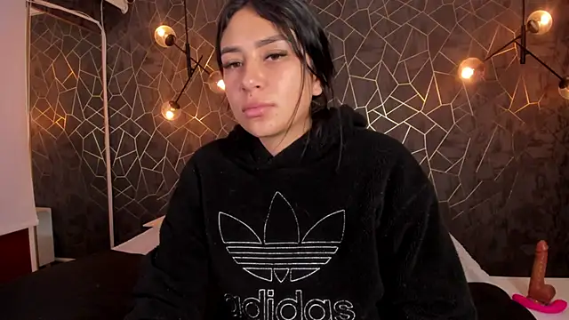 Snapshot of dayra_angels chatting on 09.08.25 dayra angels online show from 09.08.25