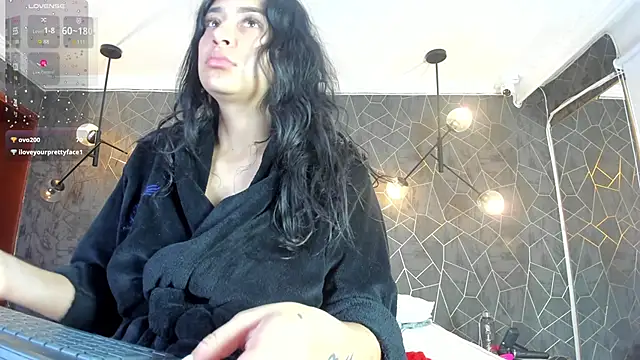 Snapshot of dayra_angels chatting on 10.05.25 dayra angels online show from 10.05.25