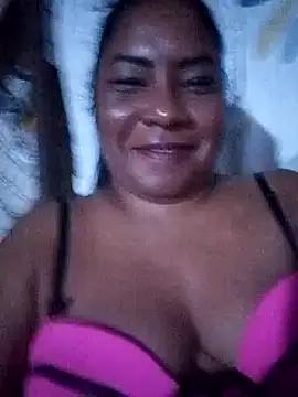 Snapshot of rosmery-navarro chatting on 01.11.25 rosmery-navarro online show from 01.11.25