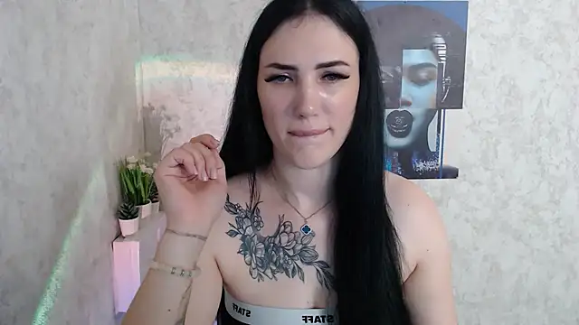 MisssShy  online show from 10.25.25