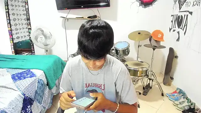 Snapshot of Zack_falcon chatting on 02.28.25 Zack falcon online show from 02.28.25