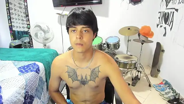 Snapshot of Zack_falcon chatting on 03.01.25 Zack falcon online show from 03.01.25