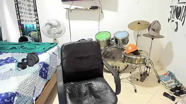 Snapshot of Zack_falcon chatting on 03.14.25 Zack falcon online show from 03.14.25