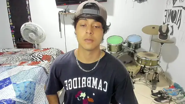 Snapshot of Zack_falcon chatting on 09.13.25 Zack falcon online show from 09.13.25