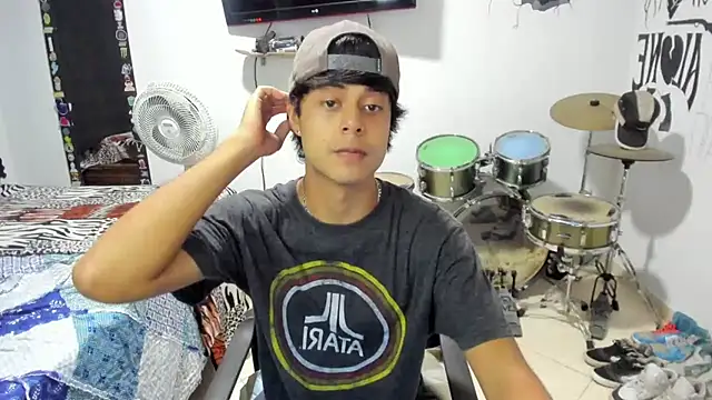 Snapshot of Zack_falcon chatting on 09.23.25 Zack falcon online show from 09.23.25